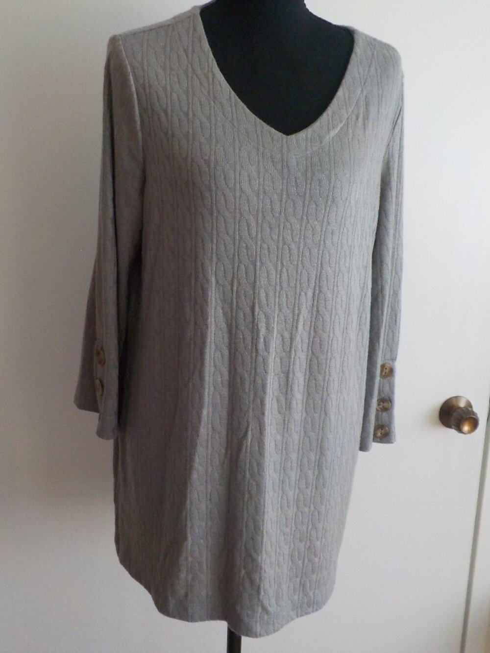 Croft & Barrow Tunic Top - NWT - Grey Medium 3/4 Sleeve (2582)